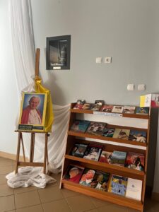 Tydzień Papieski z Biblioteką