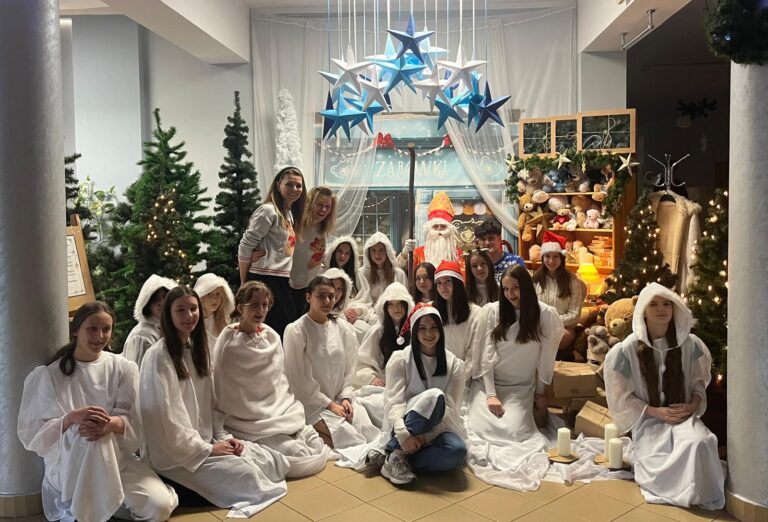 Samorząd Uczniowski „budzi w nas dziecko”.